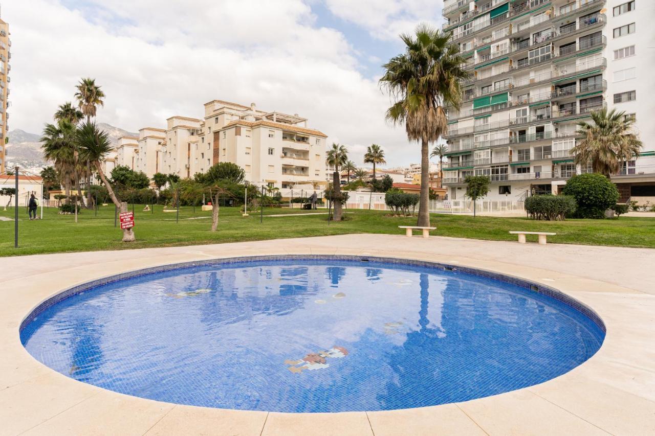 Blonzu Mauricio Apartment Benalmadena Luaran gambar