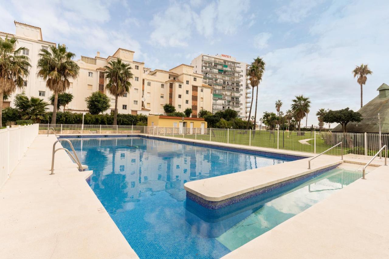 Blonzu Mauricio Apartment Benalmadena Luaran gambar